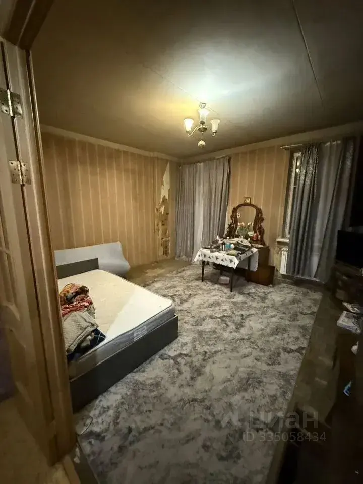 3-к · 89 м² · 4/8