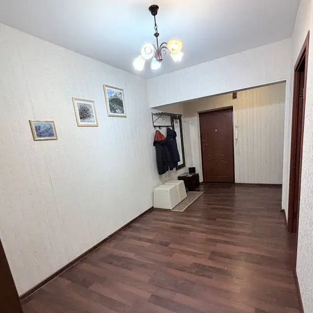 3-к · 80 м² · 20/22