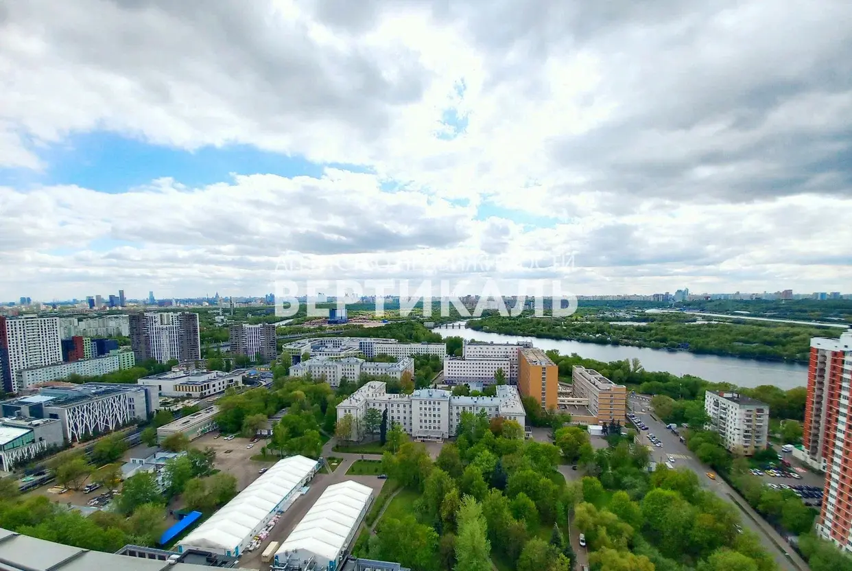 3-к · 90 м² · 27/40