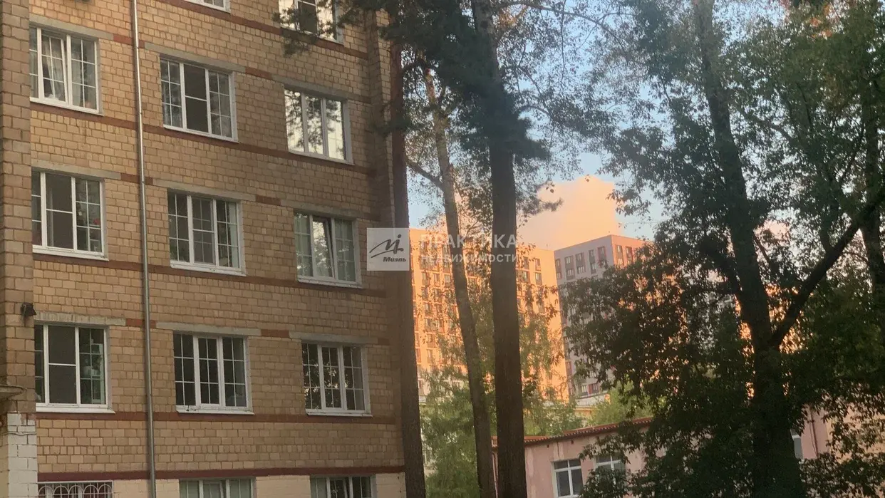 Студия · 16,8 м² · 2/5