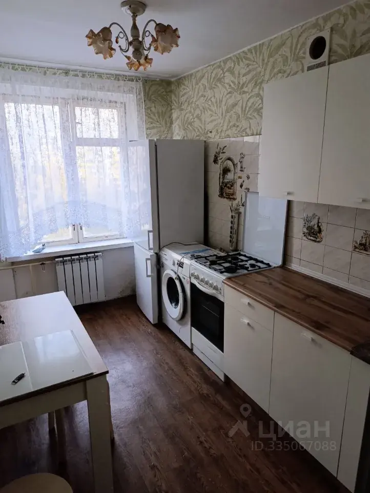 2-к · 40 м² · 9/9