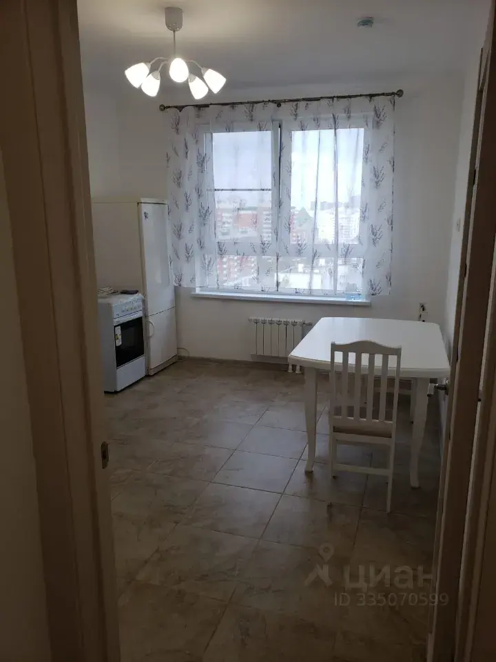 3-к · 72 м² · 8/13