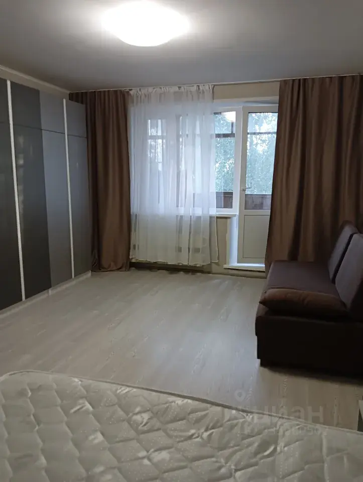 1-к · 42,3 м² · 4/12