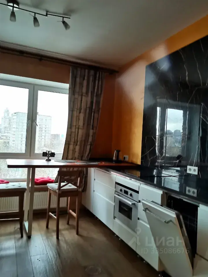 Студия · 43 м² · 8/12