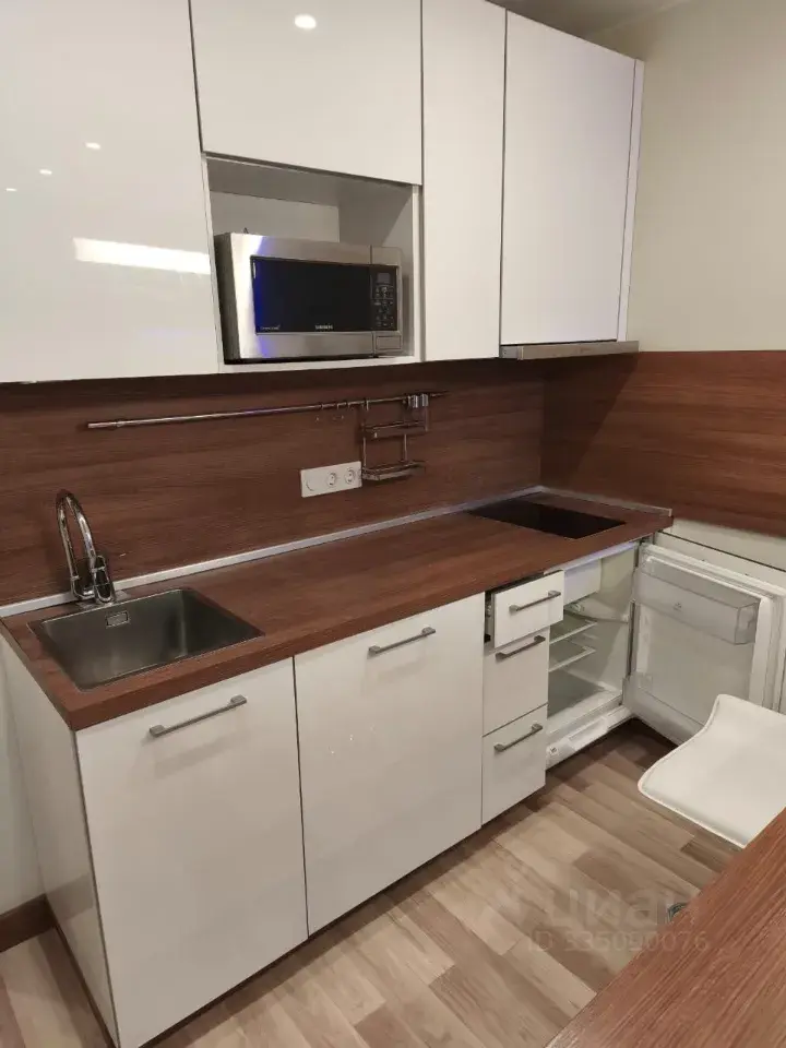 Студия · 28 м² · 15/24