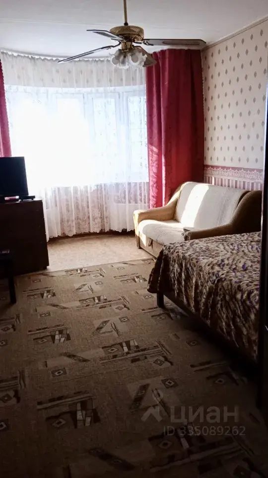 1-к · 40 м² · 8/18