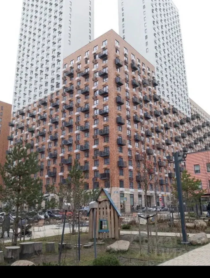 3-к · 90 м² · 12/33