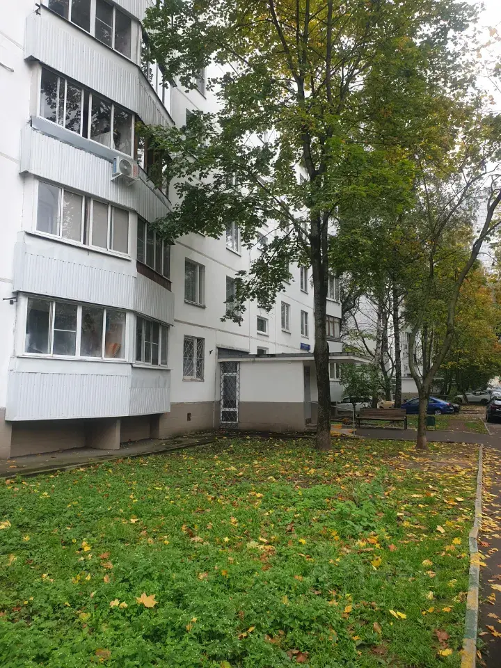 2-к · 52 м² · 9/12