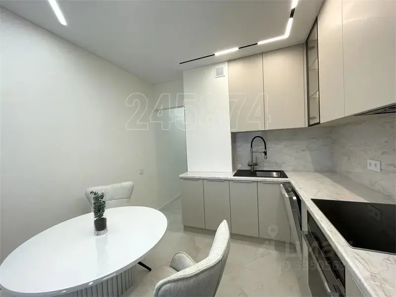 Фото 4 из 10