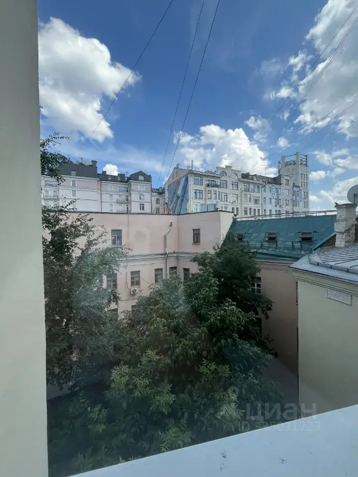 2-к · 57 м² · 4/6