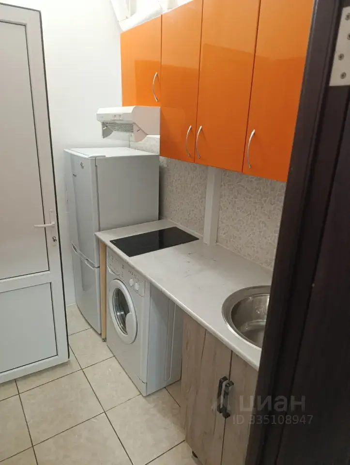Студия · 28 м² · 2/3