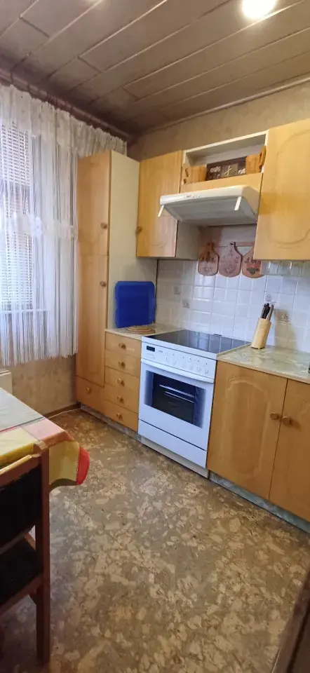 2-к · 60 м² · 12/16