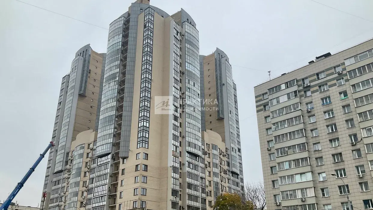 Студия · 51,7 м² · 10/25