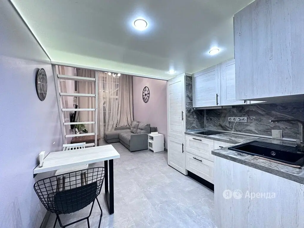 Студия · 37 м² · 2/4